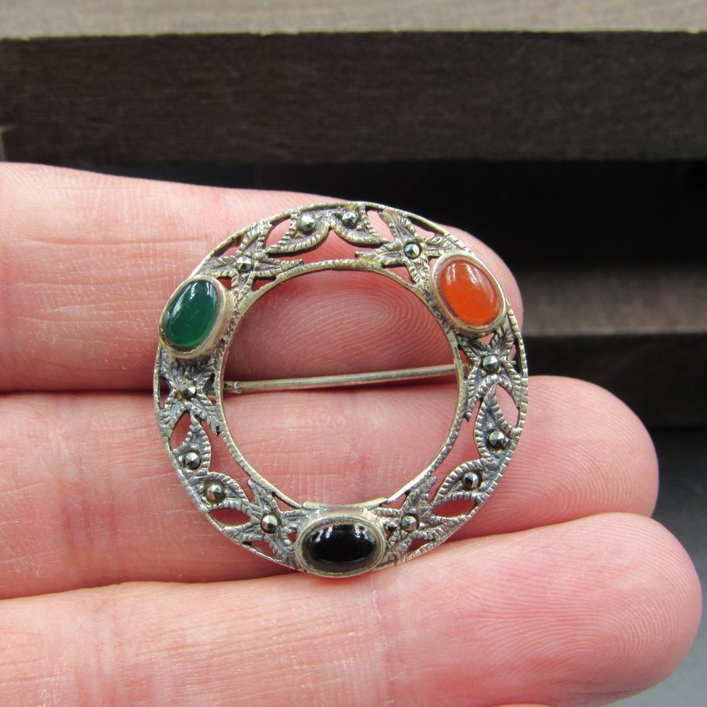 Sterling Silver Rustic Marcasite Chrysoprase Pin - image 2